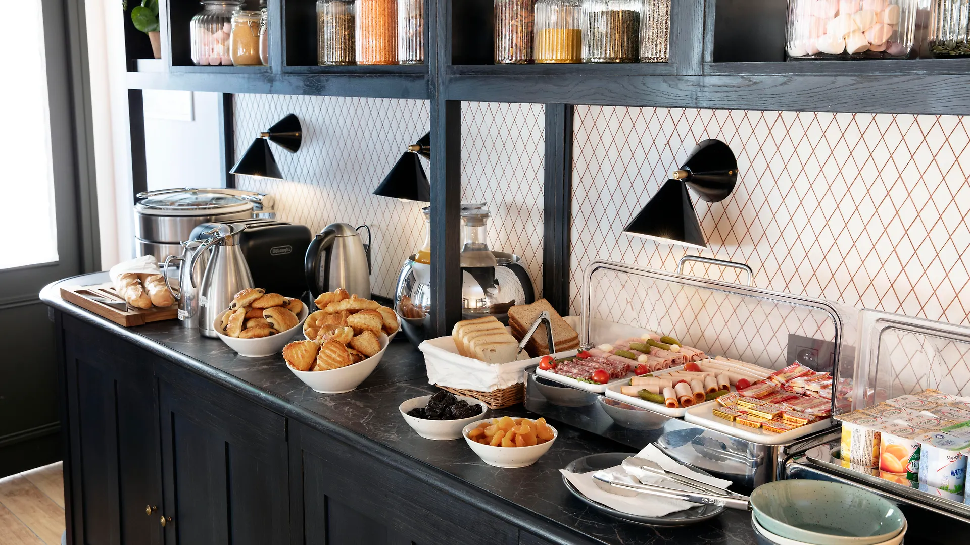 ***  Hotel Bastille Speria Paris France